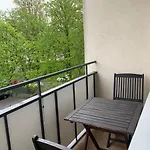 Lägenhet Perfect Location Two Bedrooms With Balkony