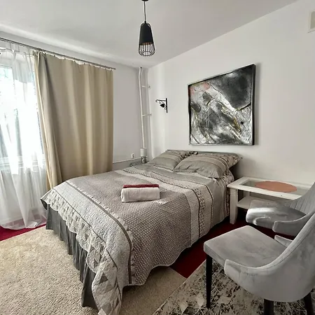 Perfect Location Two Bedrooms With Balkony